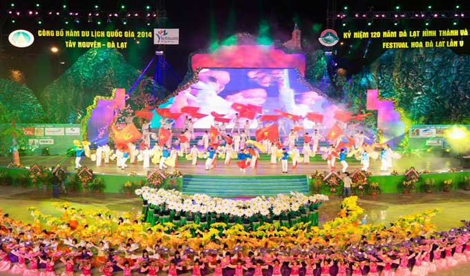 6th Da Lat Flower Festival 2015