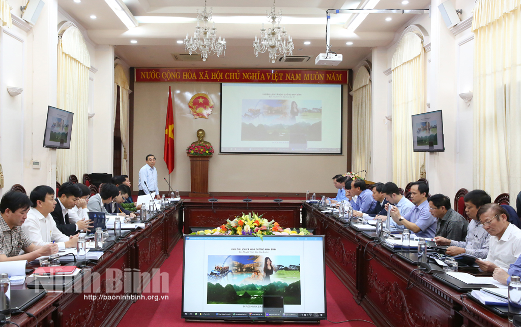 Conference to listen to the Report on the General Planning of Kenh Ga - Van Trinh Tourist Area 