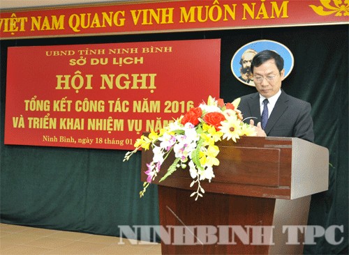 Visiting Duyen Ninh pagoda to pray for love at the beginning of the year