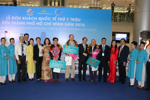 HCM City welcomes its 7 millionth foreign tourist