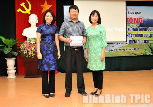 Bai Dinh Pagoda Festival opens in Ninh Binh