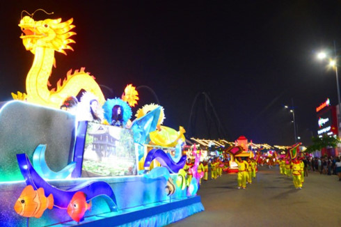 Carnival Ha Long kicks off with brilliant parade