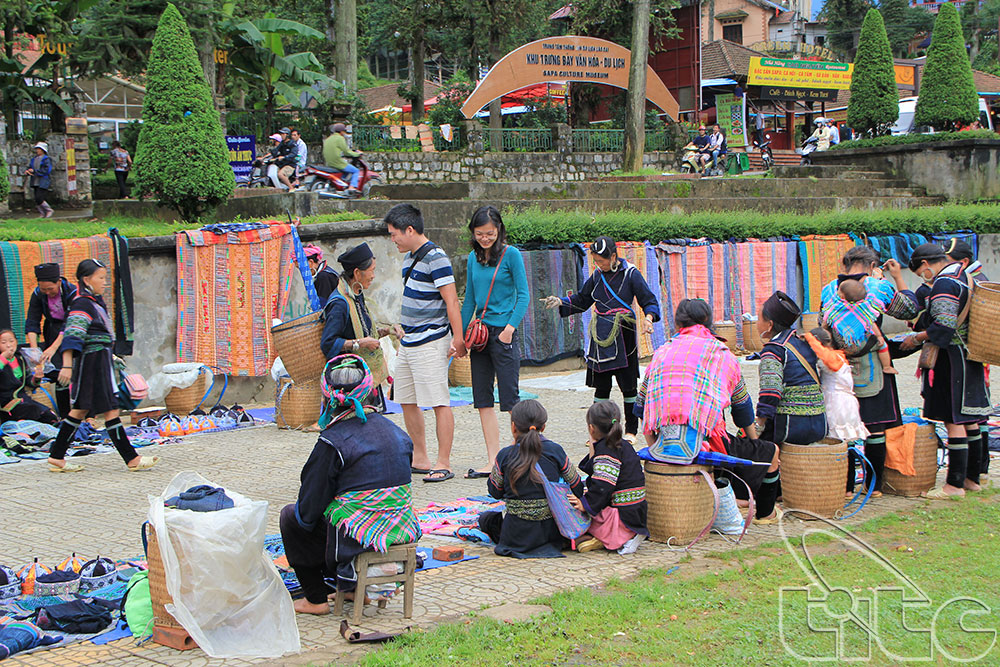 Lao Cai ramps up activities in preparation for 2017 Tourism Year