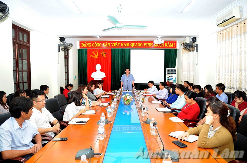 Establishment of Ninh Binh Tourism Promotion Information Center on the basis of merging the Tourism Promotion Center and the Tourist Support Center