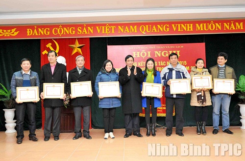 Opening ceremony of Football League Open 2017 for Restaurants and Hotels in Ninh Binh Province