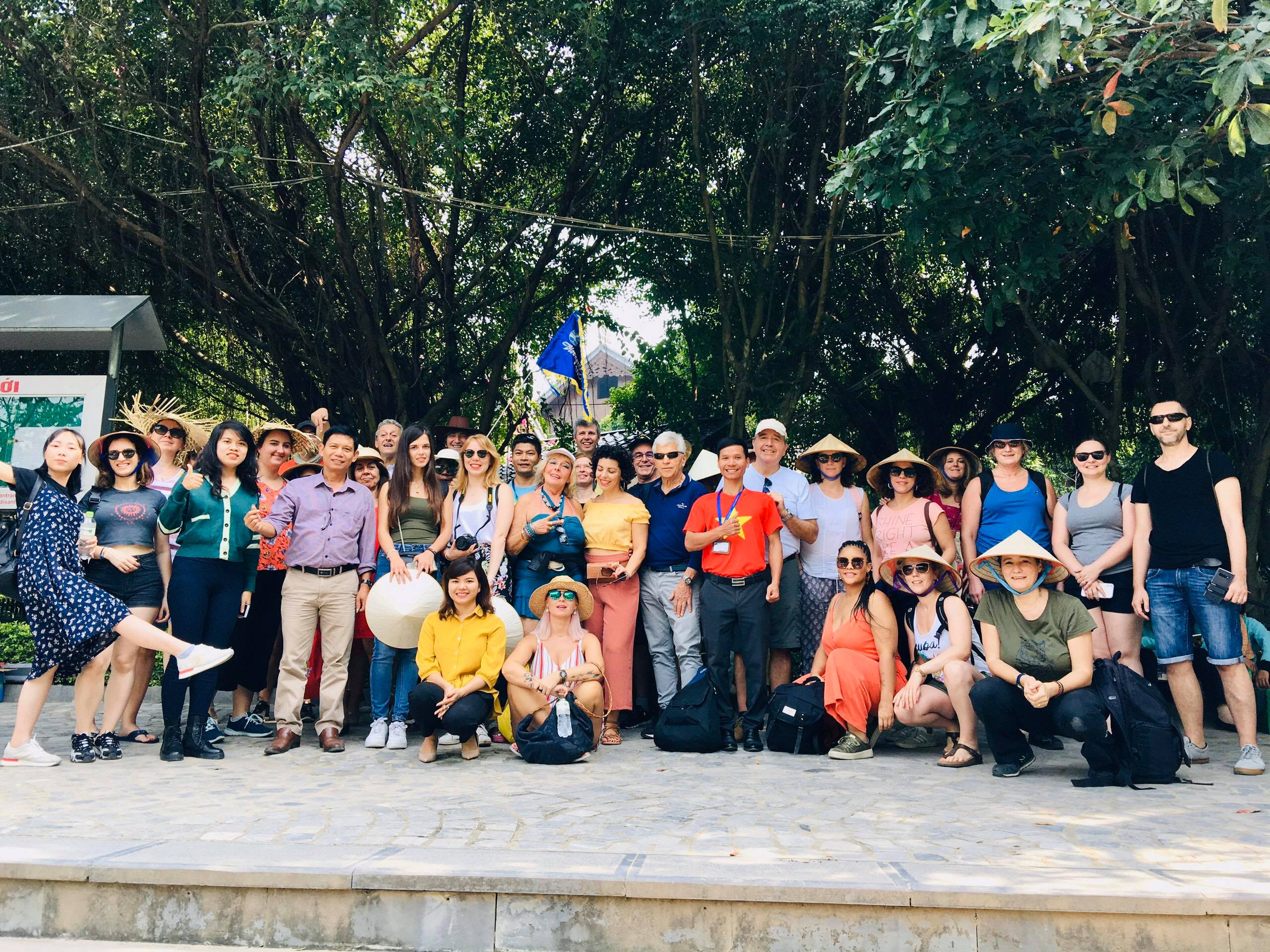 Famtrip delegation of European travel businesses conducted tourism survey in Ninh Binh