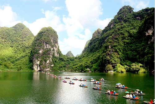 The most attractive destinations in Ninh Binh during the Lunar New Year, Mau Tuat 2018