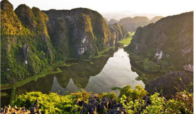 International bloggers visit KONG: SKULL ISLAND's filming locations in Viet Nam