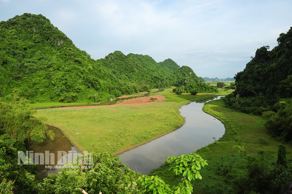 Thien Ha cave: Ideal destination for explorers