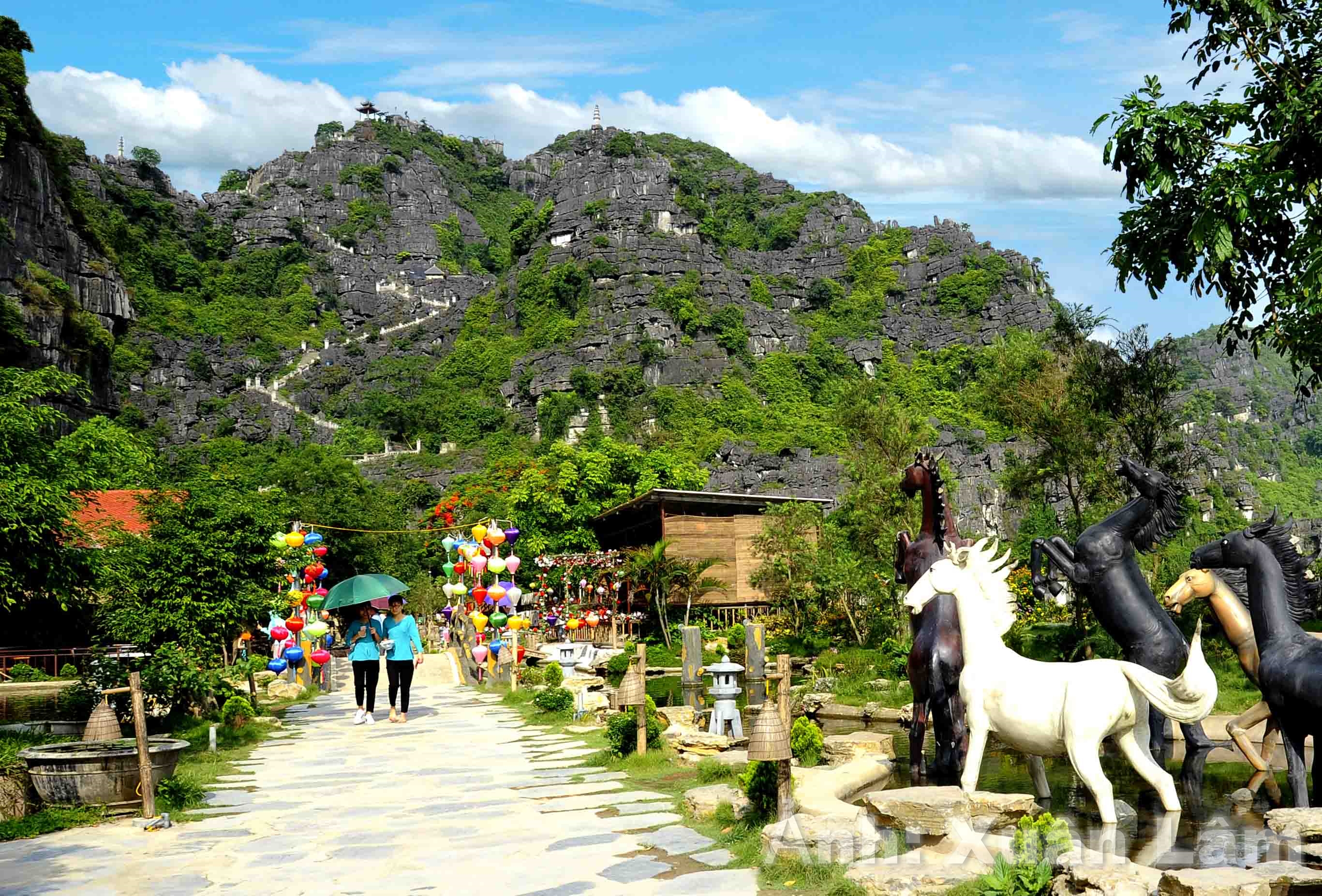 La beauté de “Van ly Truong thanh” à Ninh Binh