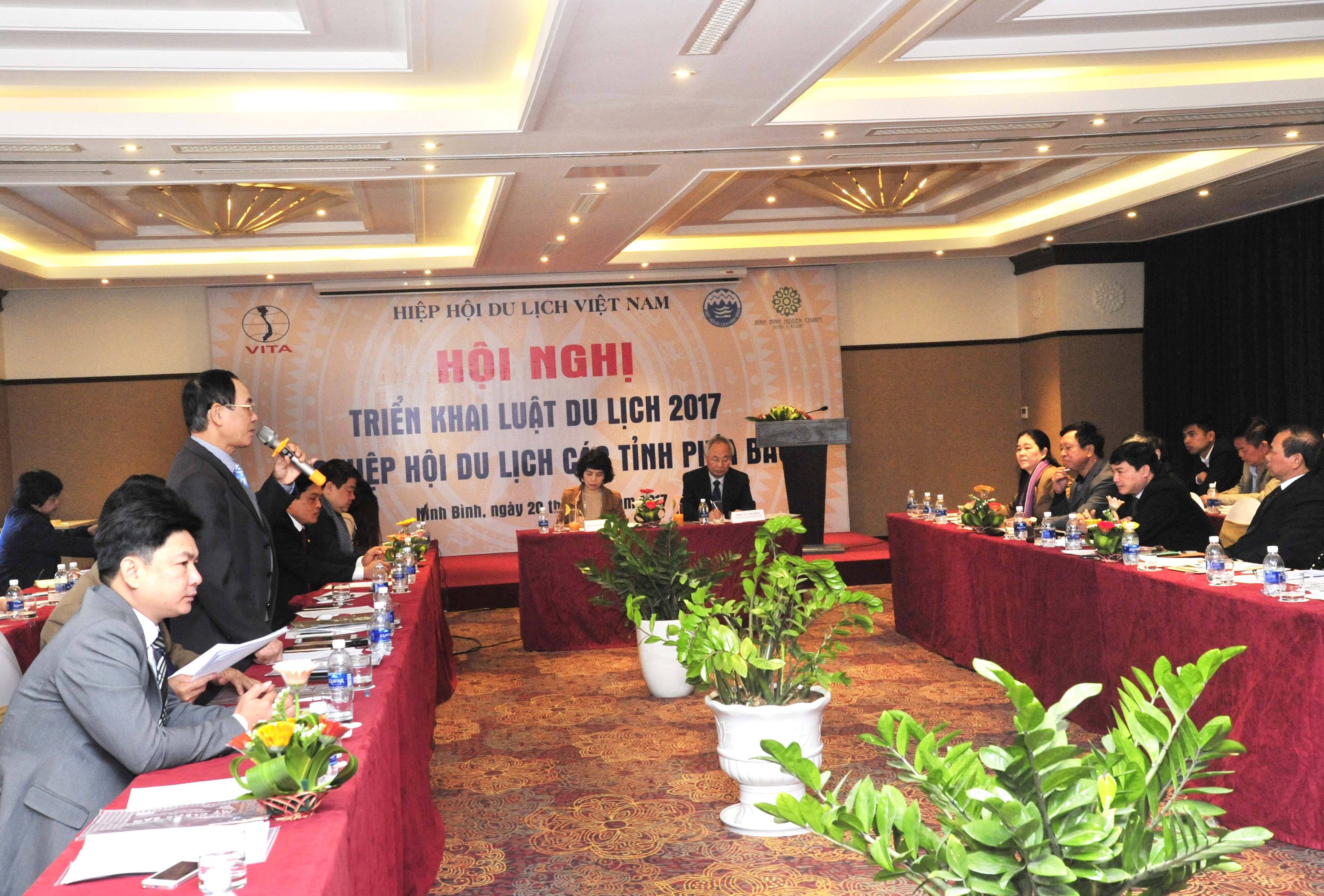 Hội nghị triển khai Luật Du lịch 2017 cho Hiệp hội Du lịch các tỉnh phía Bắc và tổng kết hoạt động năm 2017, triển khai kế hoạch hoạt động năm 2018 của Hiệp hội Du lịch tỉnh Ninh Bình.