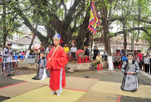 Làng nghề thêu ren Văn Lâm tổ chức lễ Giỗ tổ nghề Thêu
