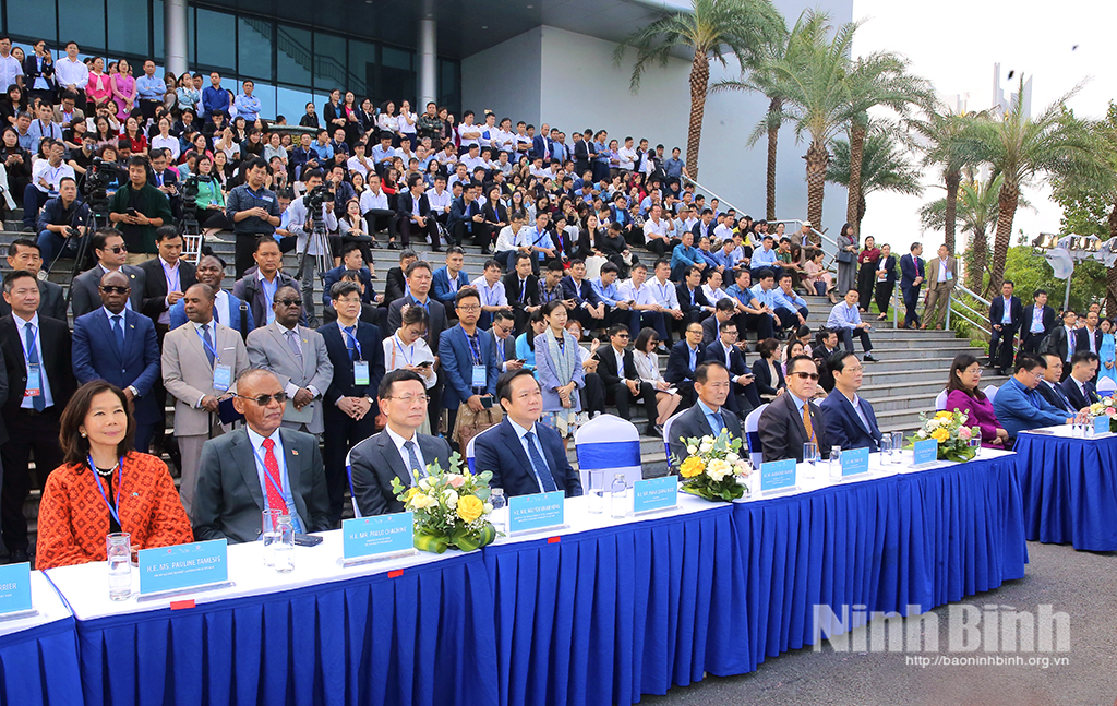 Khai mạc Tuần lễ Số Quốc tế Việt Nam 2025