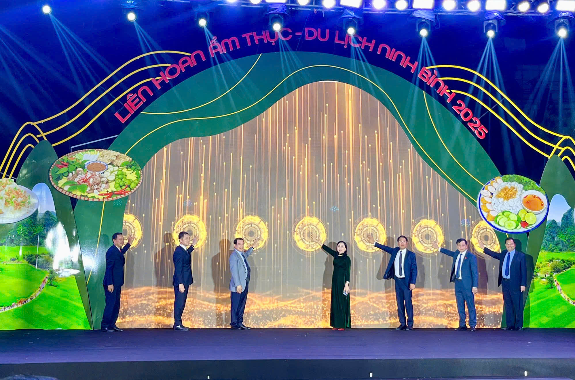 Khai mạc Liên hoan Ẩm thực Du lịch Ninh Bình năm 2025